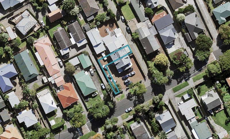 5/47 Canal Road, Avondale, Auckland - Carousel 1