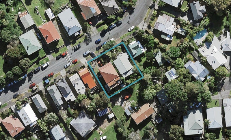 12 Sackville Street, Grey Lynn, Auckland - Carousel 1