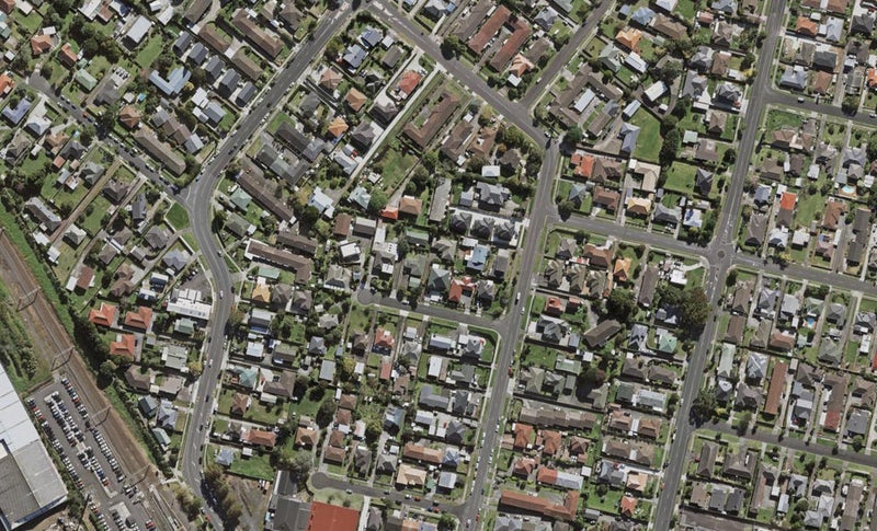 2/5 Reeves Avenue, Papatoetoe, Auckland - Carousel 1