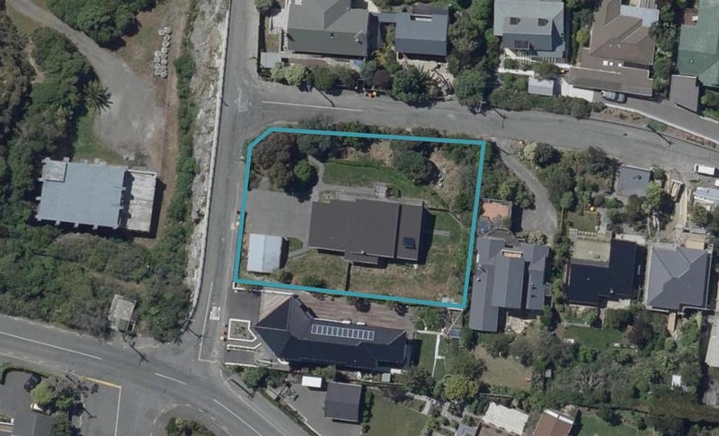 2 Seamount Terrace, Mount Pleasant, Christchurch - Carousel 1