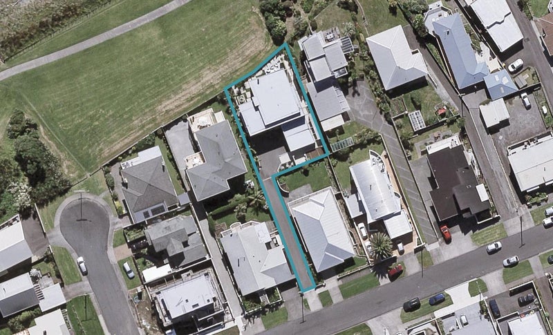 17A Hamblyn Street, Strandon, New Plymouth - Carousel 1
