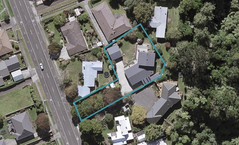 297 Mangorei Road, Merrilands, New Plymouth - Carousel 1