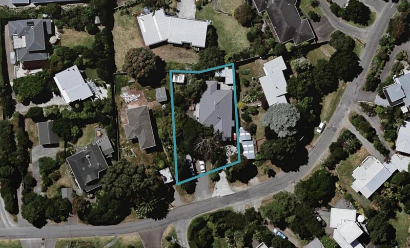 16 Tainui Street, Raumati Beach, Paraparaumu - Carousel 1