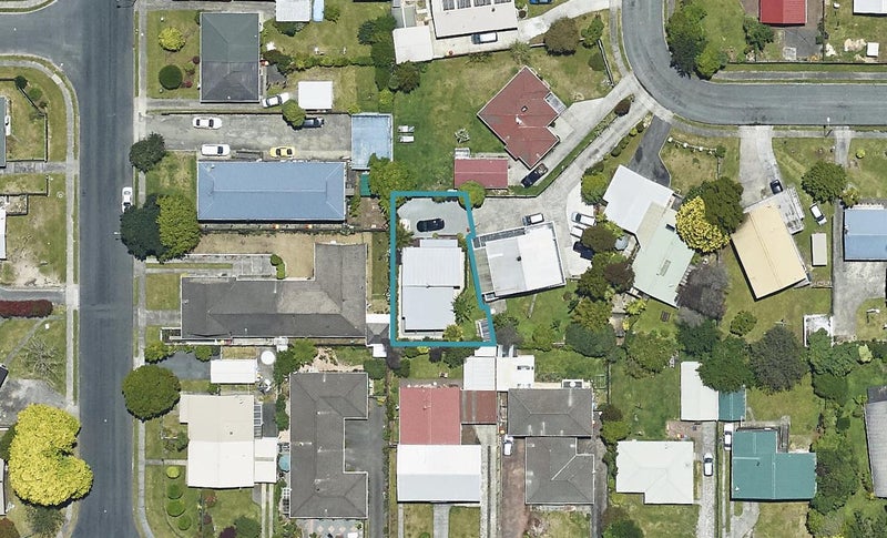 15A Barron Crescent, Fenton Park, Rotorua - Carousel 1