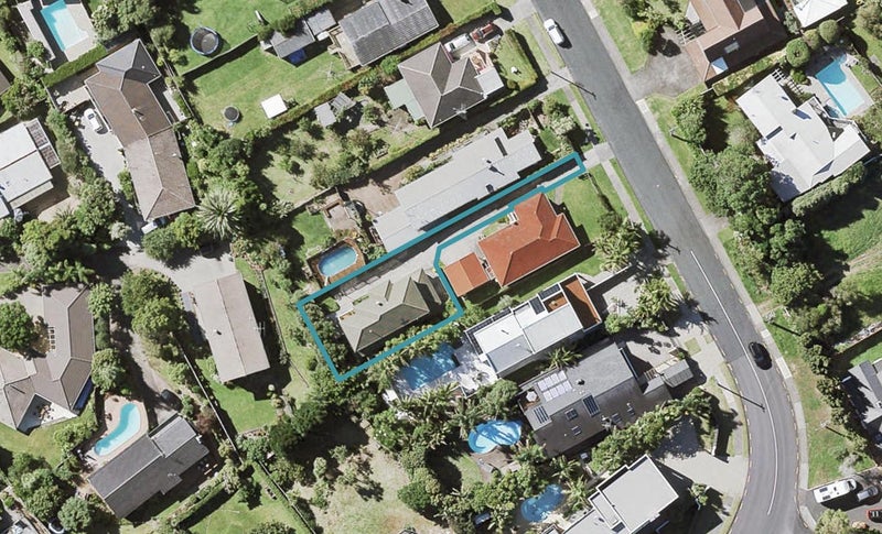164B Bleakhouse Road, Mellons Bay, Auckland - Carousel 1