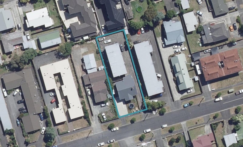 1/9 Coates Street, Hamilton East, Hamilton - Carousel 1