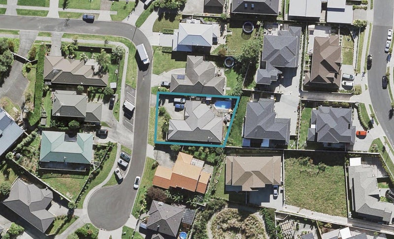 24 Lemon Grove Lane, Greenhithe, Auckland - Carousel 1