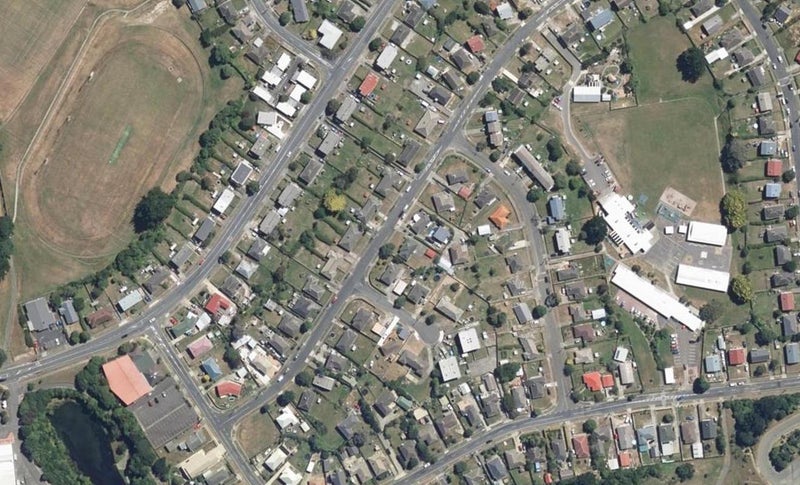 18 Astrolabe Street, Cannons Creek, Porirua - Carousel 1