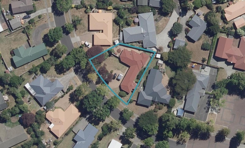 5 Halcione Close, Flagstaff, Hamilton - Carousel 1