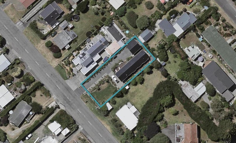 33 Rauparaha Street, Waikanae Beach, Waikanae - Carousel 1