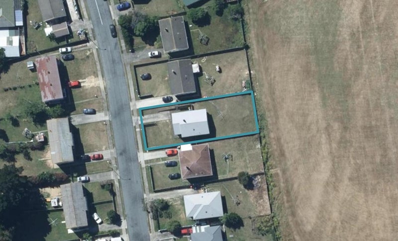 82 Kokiri Crescent, Waitangirua, Porirua - Carousel 1