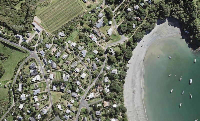 29 Korora Road, Oneroa, Waiheke Island - Carousel 1