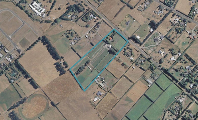 90 Smithfield Road, Elgin, Ashburton - Carousel 1
