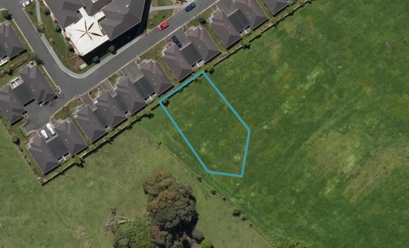 6 Rosewood Lane, TE KAMO - Carousel 1