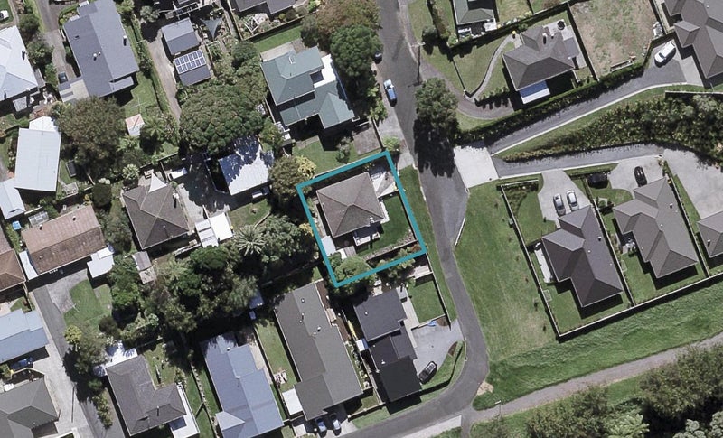 18 Rainsford Street, Moturoa, New Plymouth - Carousel 1