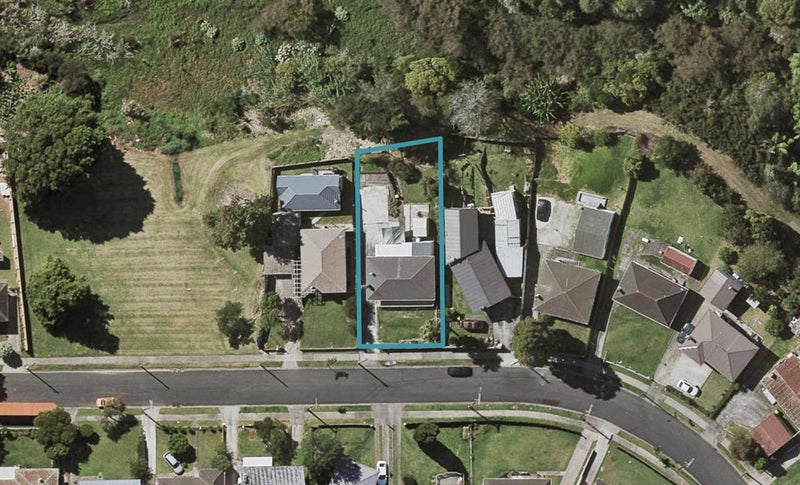 25 Antrim Crescent, Otara, Auckland - Carousel 1