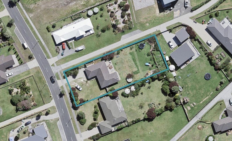 20 Omana Avenue, Helensville - Carousel 1