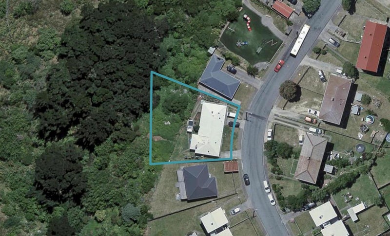 42 Kekerenga Street, Strathmore Park, Wellington - Carousel 1