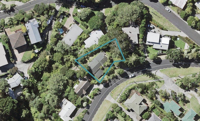 100 Castor Bay Road, Castor Bay, Auckland - Carousel 1