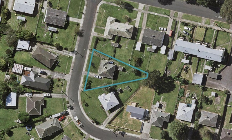 4 Clarkson Crescent, Otara, Auckland - Carousel 1