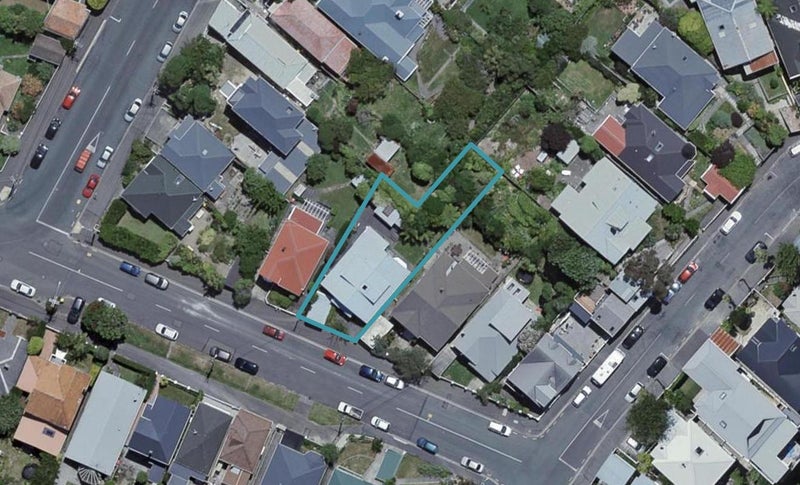 8 Waitoa Road, Hataitai, Wellington - Carousel 1