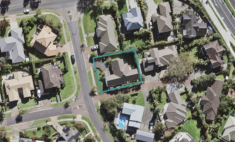 4 Scarlet Oak Drive, Schnapper Rock, Auckland - Carousel 1