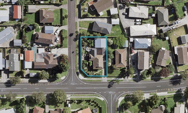 6 Riverton Drive, Randwick Park, Auckland - Carousel 1
