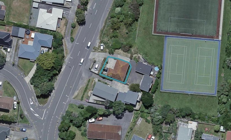 44 Bracken Road, Paparangi, Wellington - Carousel 1