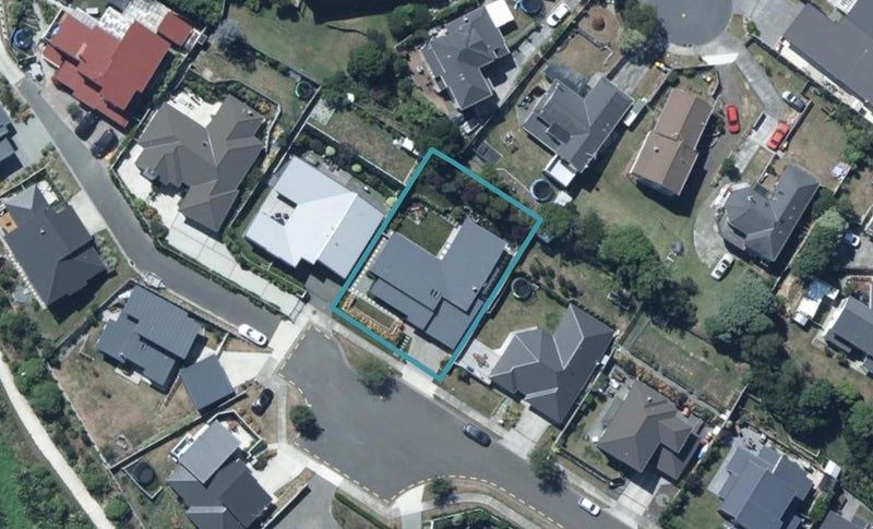 24 Flotilla Place, Whitby, Porirua - Carousel 1