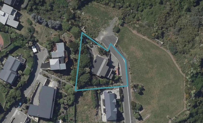 5 Defender Lane, Redcliffs, Christchurch - Carousel 1