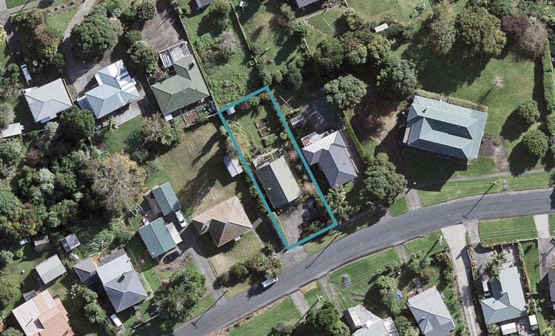 10 Nelson Street, Helensville, Helensville - Carousel 1