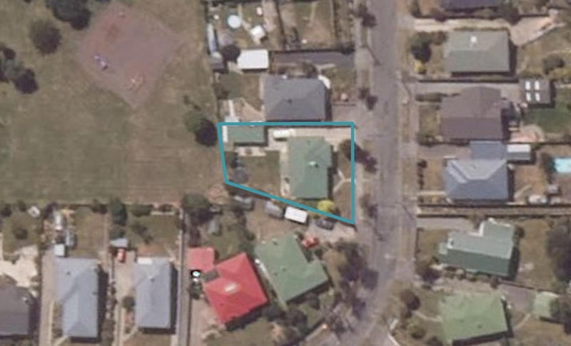 6 Arrow Crescent, Holmes Hill, Oamaru - Carousel 1