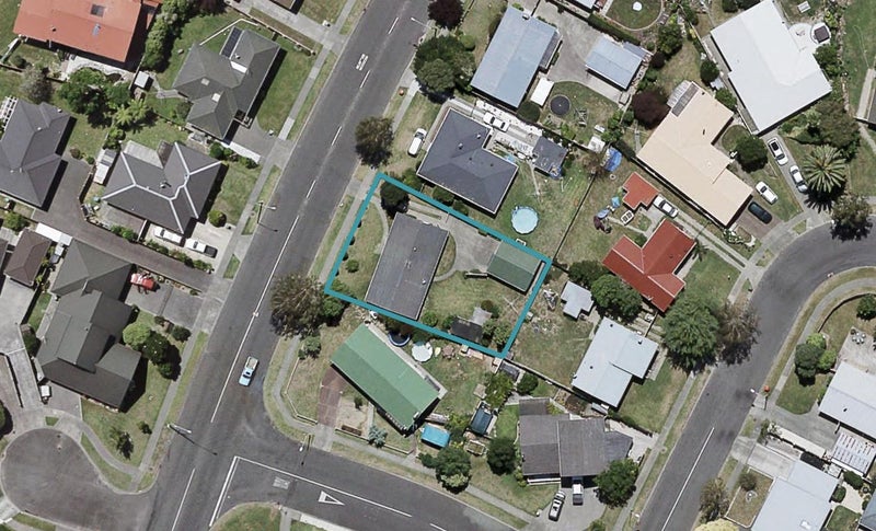 89 York Avenue, Tamatea, Napier - Carousel 1
