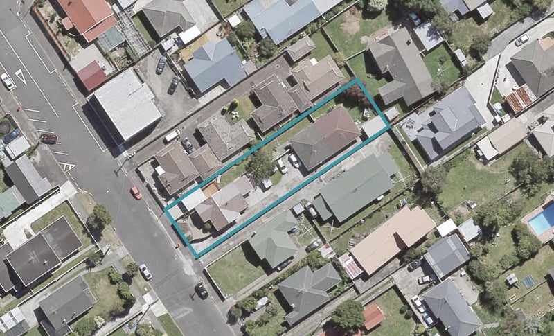 2/5 Islington Street, Trentham, Upper Hutt - Carousel 1