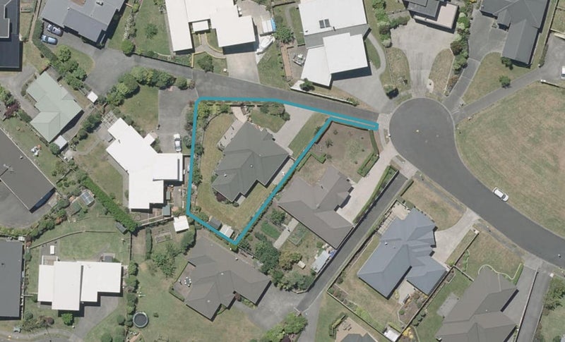 15 Cotswolds Close, Otamatea, Whanganui - Carousel 1