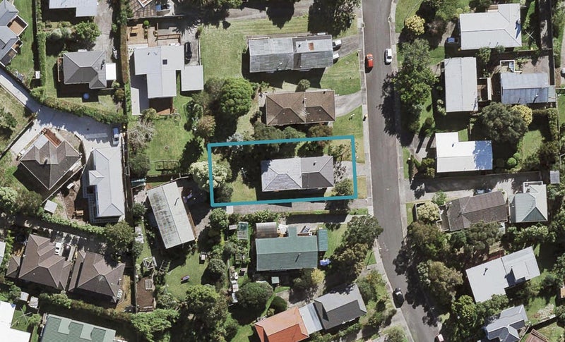 2/12 Kathleen Street, Totara Vale, Auckland - Carousel 1