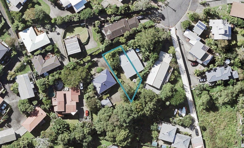 41B Kiteroa Terrace, Rothesay Bay, Auckland - Carousel 1