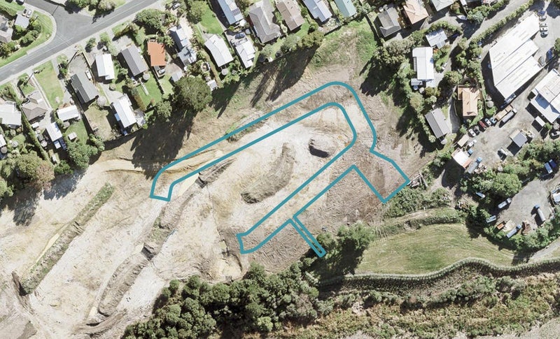 27 Whenuateitei Crescent, Stanmore Bay, Whangaparāoa - Carousel 1