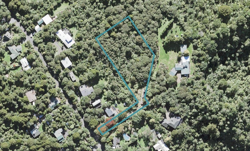 37 Turanga Road, Henderson Valley, Auckland - Carousel 1