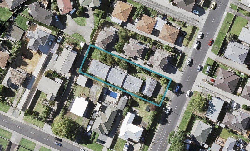 3/119 Wellington Street, Howick, Auckland - Carousel 1