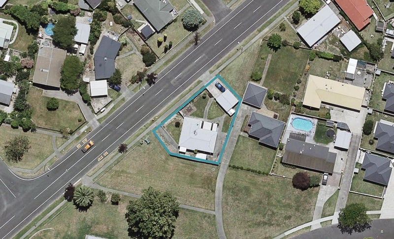 99 Tait Drive, Greenmeadows, Napier - Carousel 1