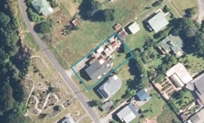16 Edwyn Street, Blackball, Greymouth - Carousel 1