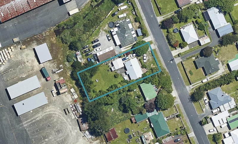 6 Walker Road, Fairy Springs, Rotorua - Carousel 1
