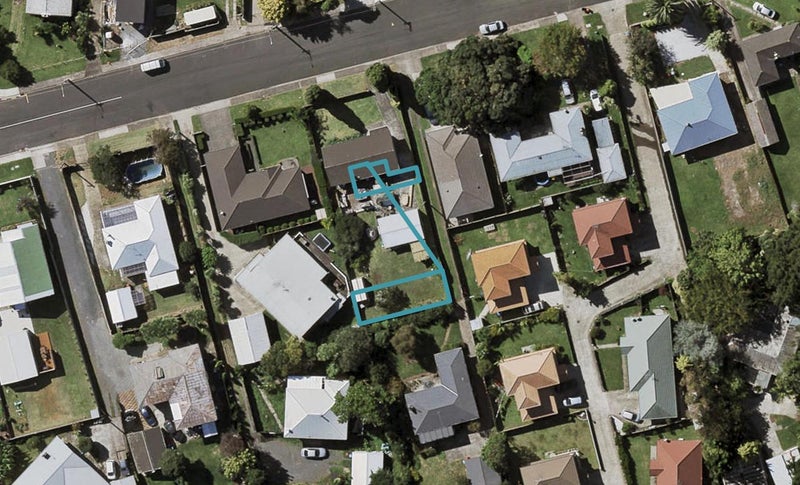 7/127 Luke Street East, Ōtāhuhu, Auckland - Carousel 1