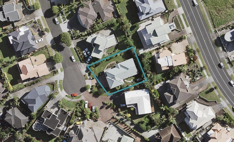 20 Lobelia Rise, Goodwood Heights, Auckland - Carousel 1