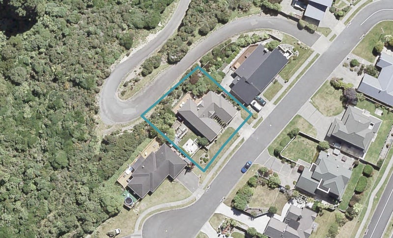 14 Garrett Place, Riverstone Terraces, Upper Hutt - Carousel 1