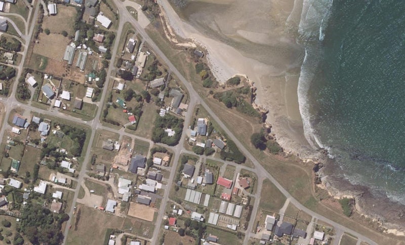 18 Harbour Terrace, Kakanui, Oamaru - Carousel 1