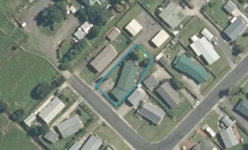 18 Dunlop Crescent, Te Aroha, Te Aroha - Carousel 1