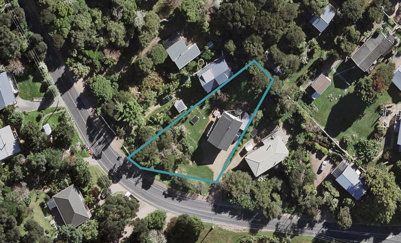 64 Te Toki Road, Ostend, Waiheke Island - Carousel 1