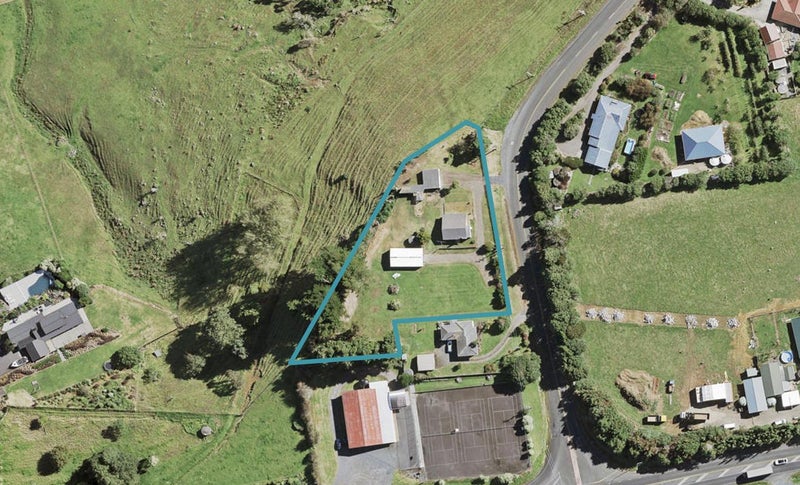 11 Runciman Road, Pukekohe East, Pukekohe - Carousel 1